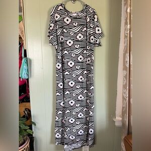 Floral Black and White Maxi Dress